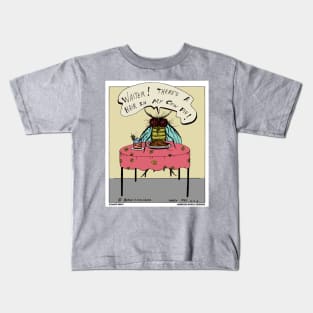 Fly having dinner Kids T-Shirt